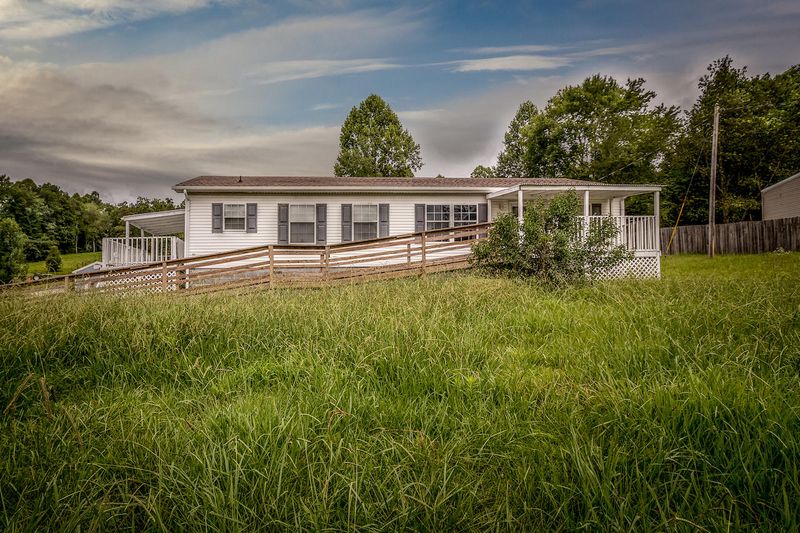 228 Waldo Rd, Rockwood, TN 37854