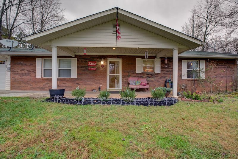 2280 Arch Rock Dr, Sevierville, TN 37876