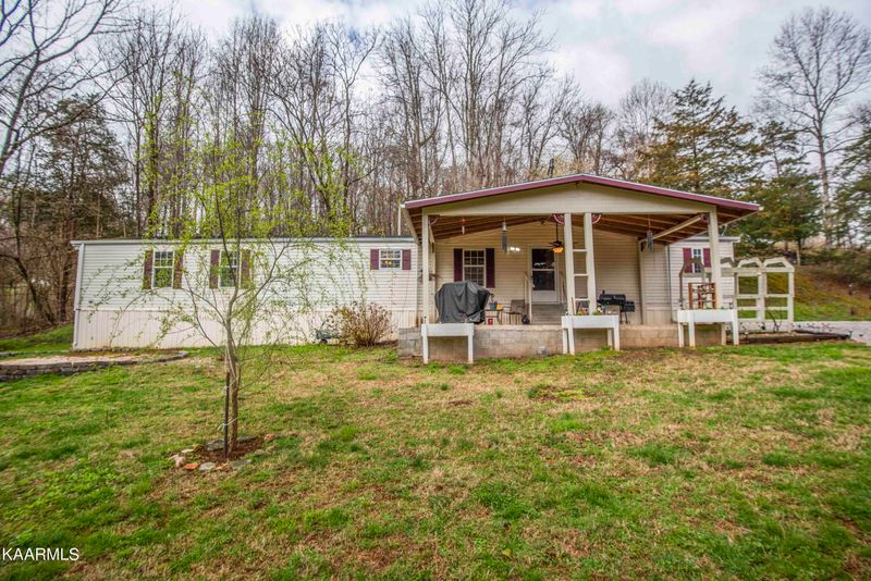 2282 Bethlehem Rd, Lafollette, TN 37766