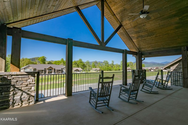 229 Bishops Cap Cir #106, Townsend, TN 37882