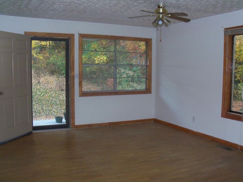 229 Dotson Creek Rd, Washburn, TN 37888