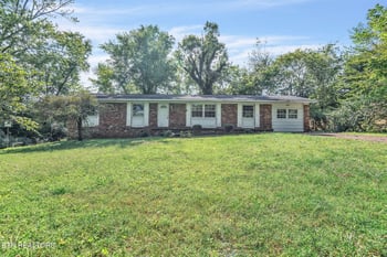 229 Engert Rd, Knoxville, TN 37922