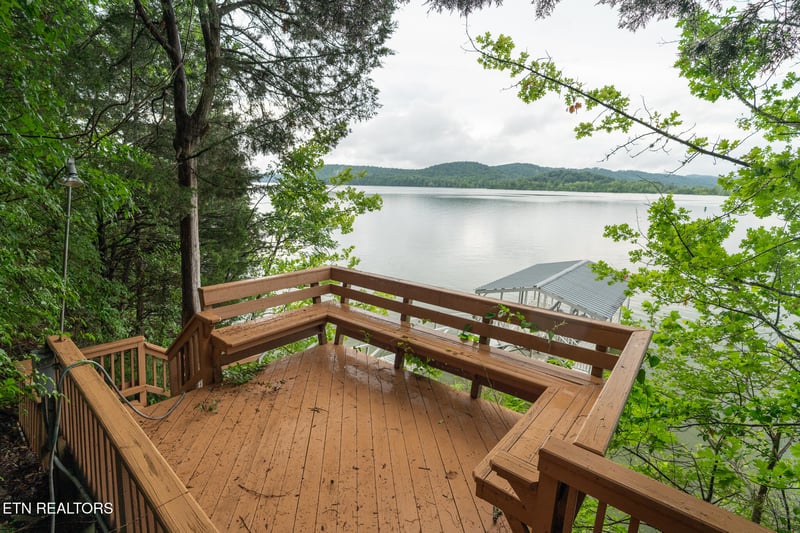 229 High Pointe Village Way, Kingston, TN 37763