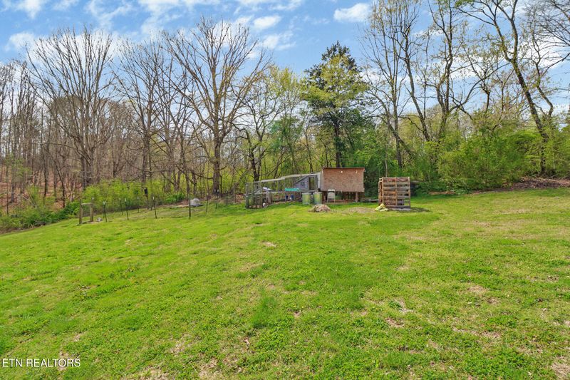 229 Mans Hollow Rd, Kingston, TN 37763