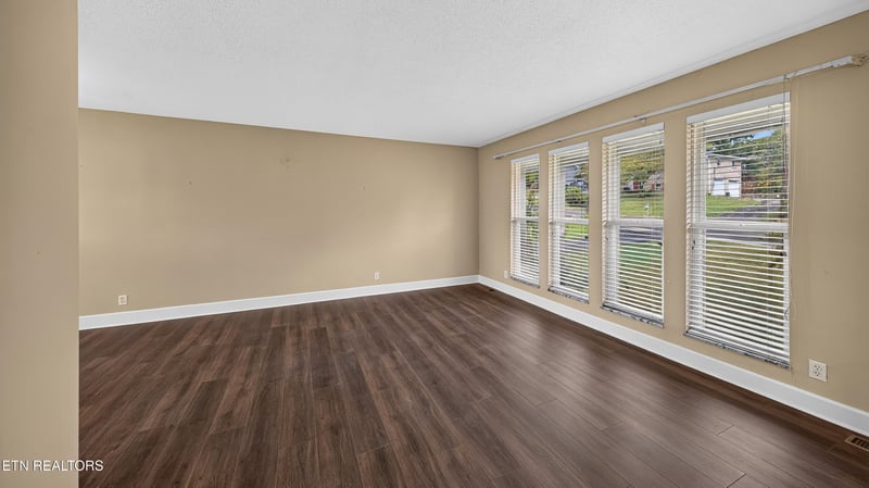 229 Newport Rd, Knoxville, TN 37934