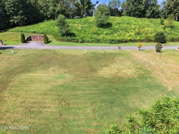 229 Waters Edge Way, Lenoir City, TN 37771