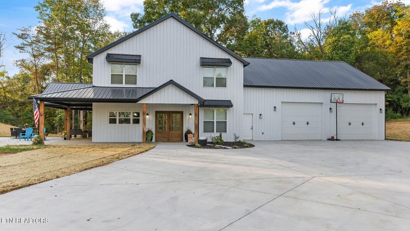 2297 Fish Hatchery Rd, Morristown, TN 37813