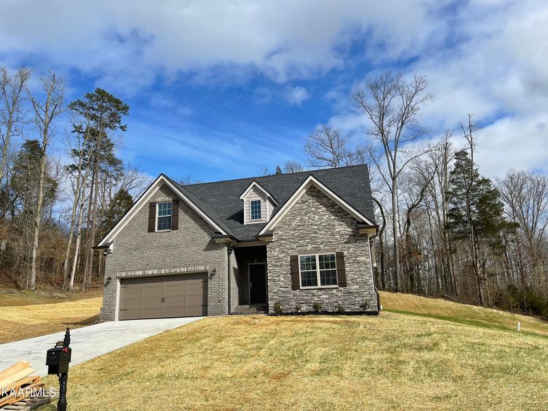 2299 Old Hickory Ln, Lenoir City, TN 37772