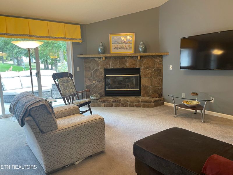 23 Augustine Ln, Crossville, TN 38558