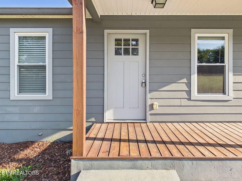 23 E Martin St, Englewood, TN 37329