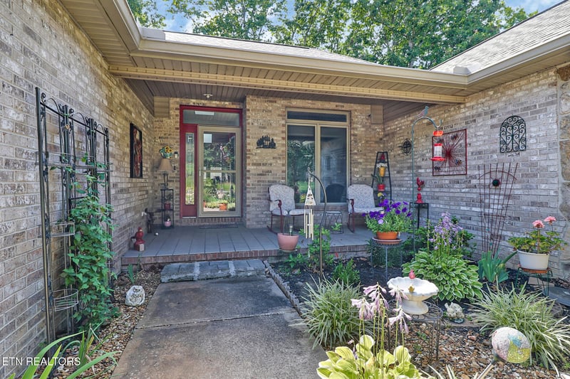 23 Overlook Ter, Crossville, TN 38558