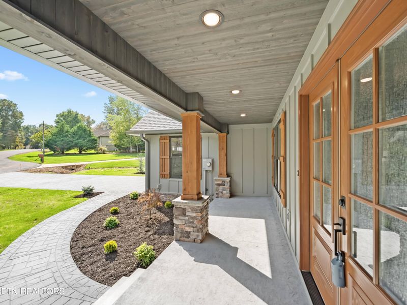 23 Thames Ter, Crossville, TN 38558