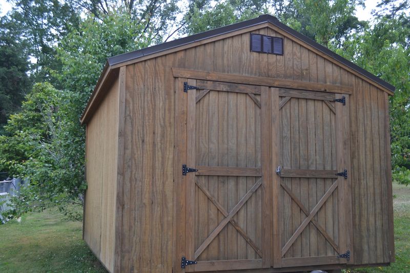 230 Abbott Rd, Lenoir City, TN 37771