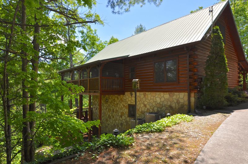 230 Cobblestone Way, Townsend, TN 37882