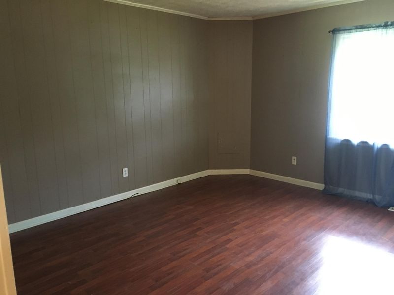 230 E Ridge Dr, Crossville, TN 38555