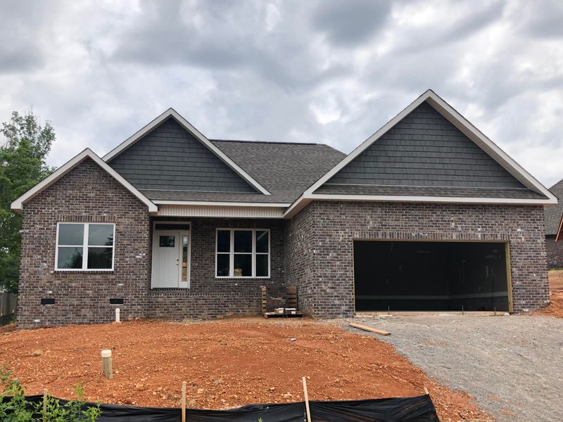 230 Fallon Ln, Lenoir City, TN 37771