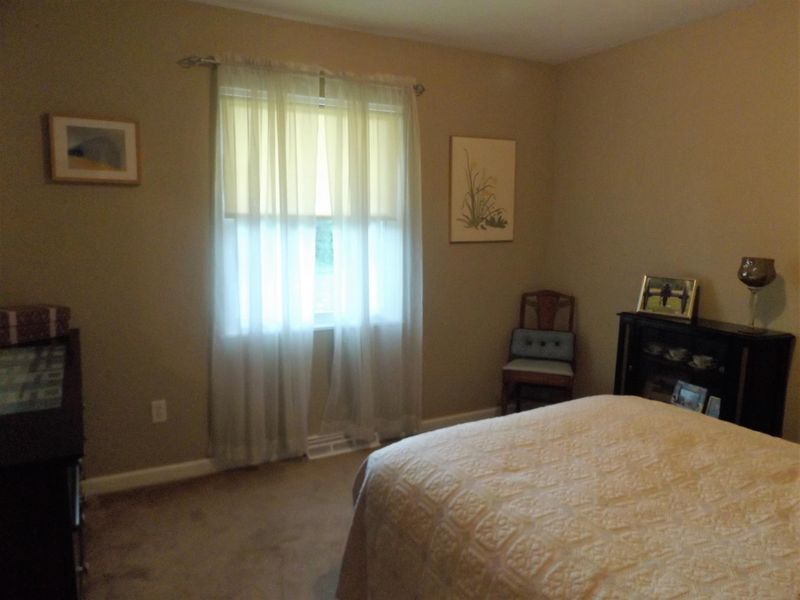 230 Freels Ln, Clinton, TN 37716