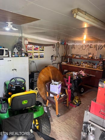 230 Ingram Rd, Madisonville, TN 37354
