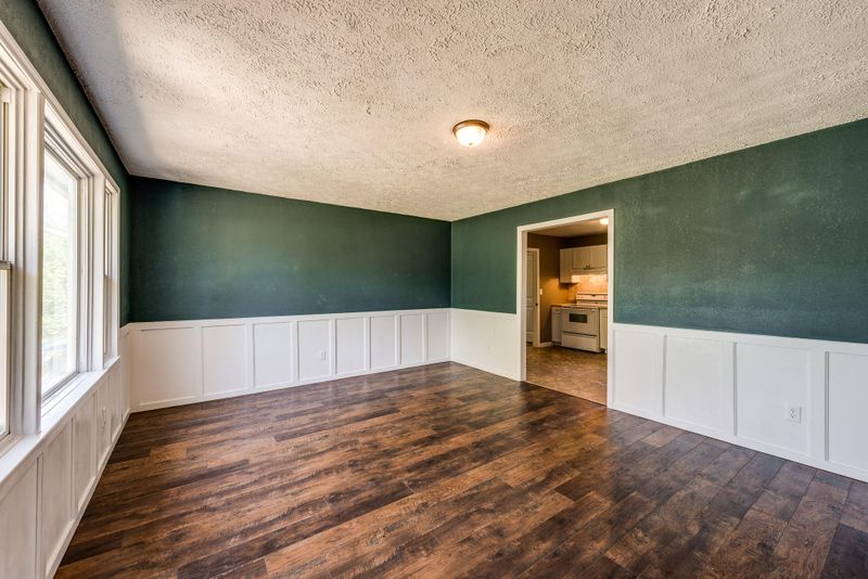 230 Ivanhoe Ln, Crossville, TN 38555