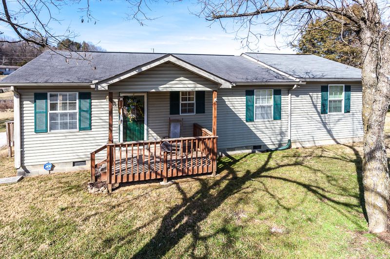 230 Johnson Rd, Maynardville, TN 37807