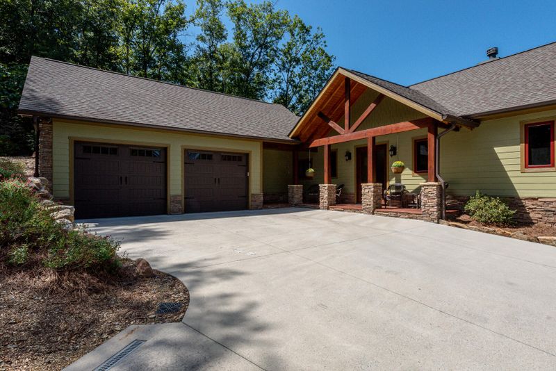 230 Low Gap Tr, Townsend, TN 37882