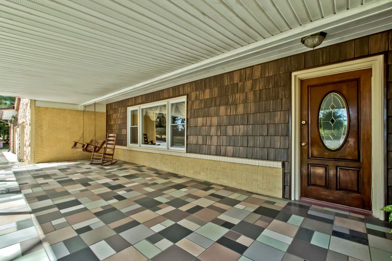 230 Mainsail Rd, Kingston, TN 37763