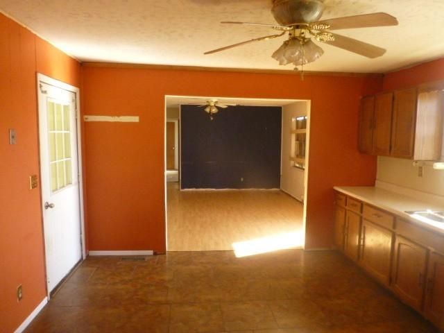 230 Rhea Dr, Bean Station, TN 37708