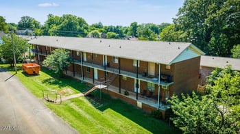230 S Magnolia St, Maryville, TN 37803