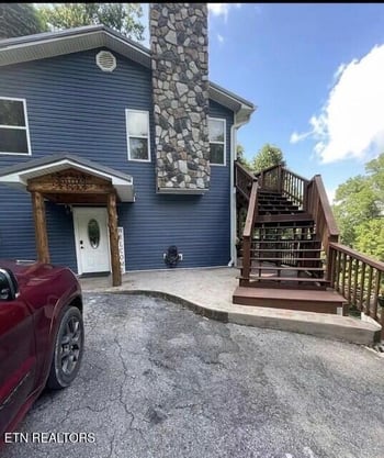 230 Silverbell Ln, Gatlinburg, TN 37738