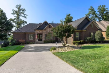 230 Windswept Dr, Lenoir City, TN 37772