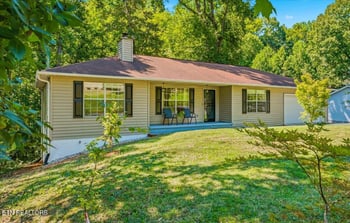 2301 Antietam Rd, Knoxville, TN 37917