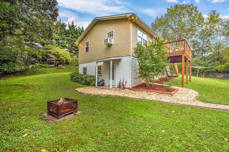 2301 Brandville Rd, Knoxville, TN 37924