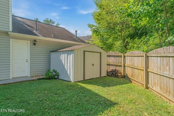 2301 Robinson Ridge Ct, Knoxville, TN 37923