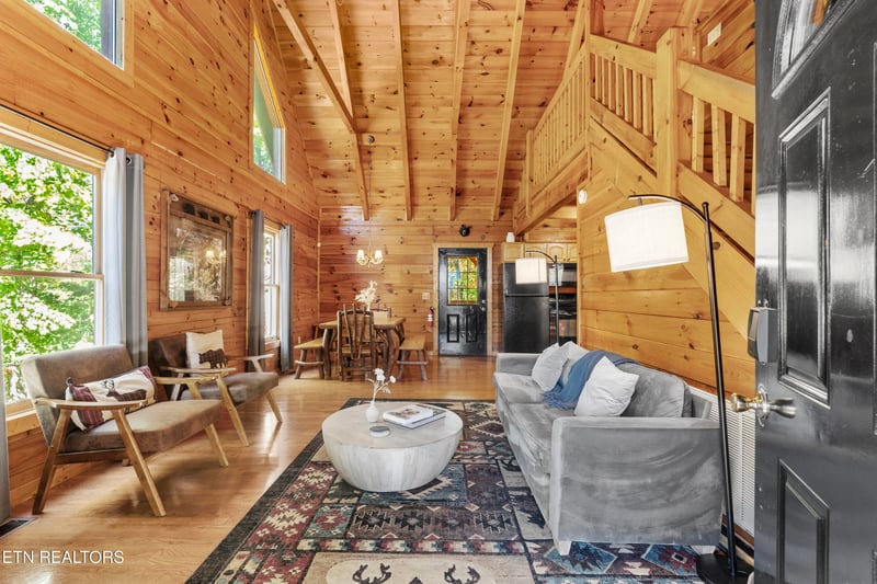2302 E View Dr, Sevierville, TN 37876