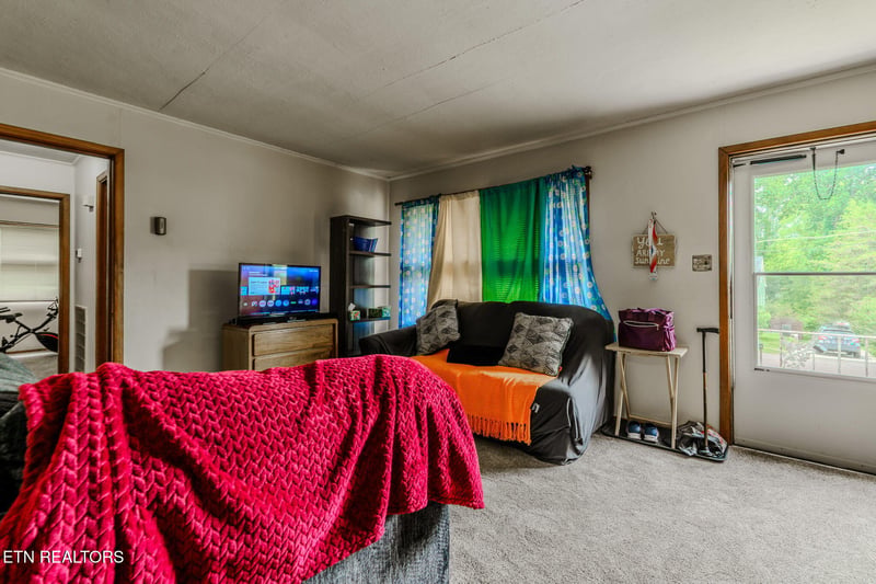 2307 Peachtree St, Knoxville, TN 37920