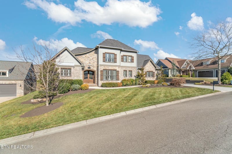 2308 Covered Bridge Blvd, Knoxville, TN 37932