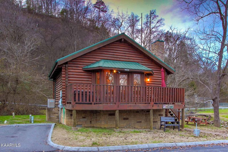 2308 Riverport Way, Pigeon Forge, TN 37863