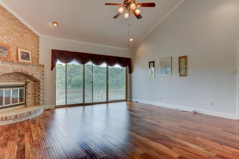 231 Arrowhead Tr, Kingston, TN 37763