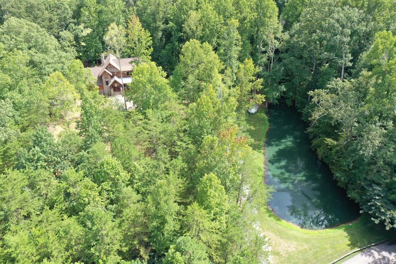 231 Chestnut Ridge Rd, Walland, TN 37886