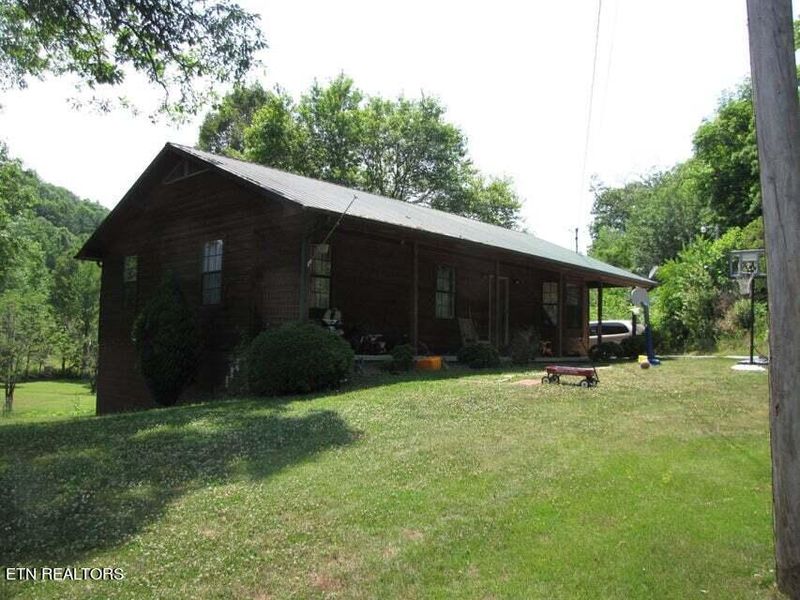 231 Fritts Rd, Lancing, TN 37770