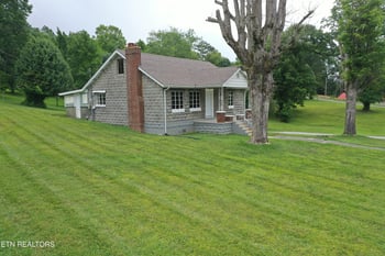 231 Galloway Dr, Helenwood, TN 37755