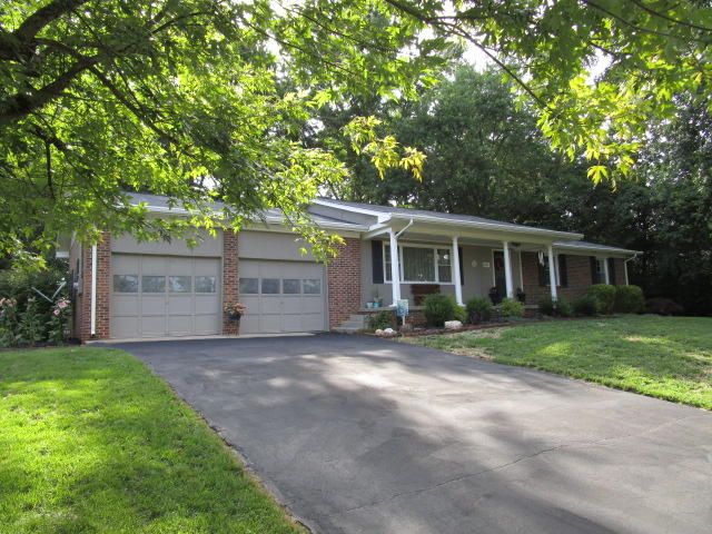 231 Mohawk Cir, Seymour, TN 37865