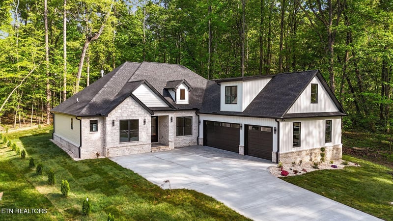 231 Oostanali Way, Loudon, TN 37774