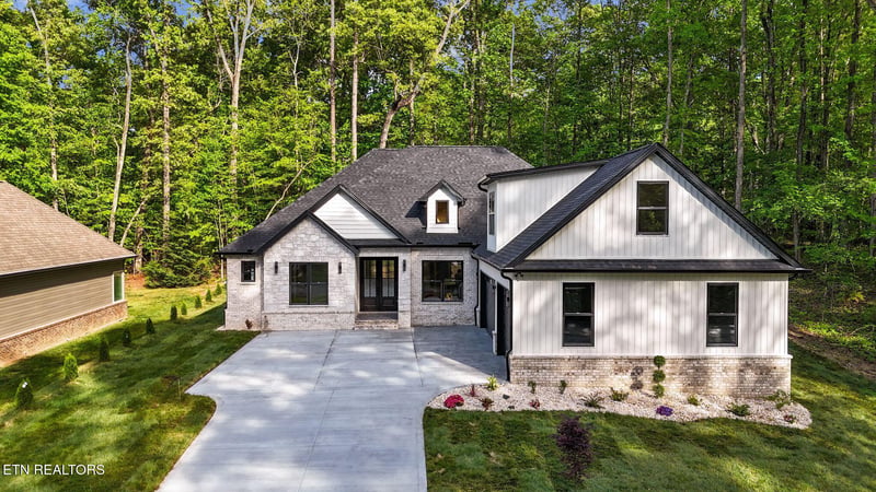 231 Oostanali Way, Loudon, TN 37774