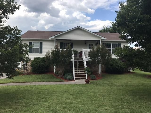 231 River Valley Cir, Sevierville, TN 37862