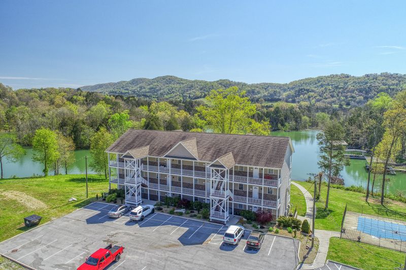231 Sunset Cove Dr, Maynardville, TN 37807