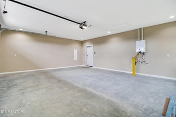 231 Tuttle Ln, Crossville, TN 38571