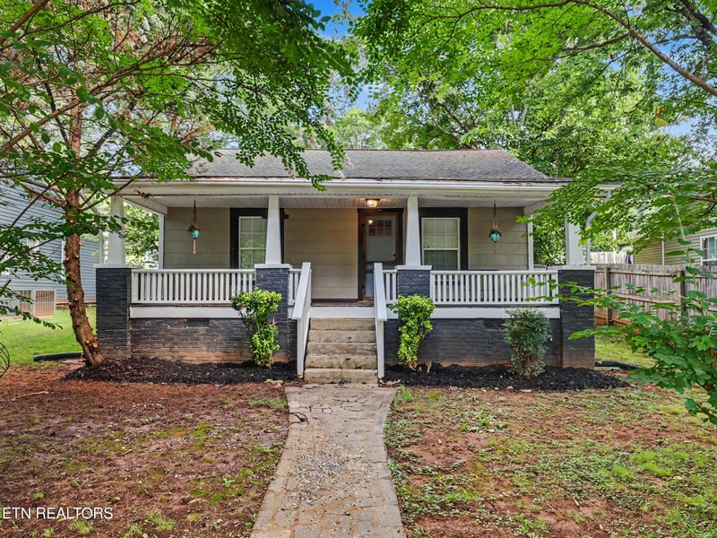 2311 Cedar Ln, Knoxville, TN 37918