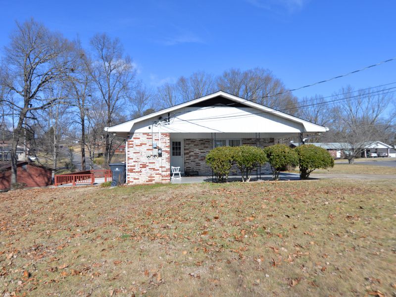 2311 Monterey Ln, Knoxville, TN 37912