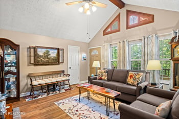 2311 Smith School Rd, Knoxville, TN 37914